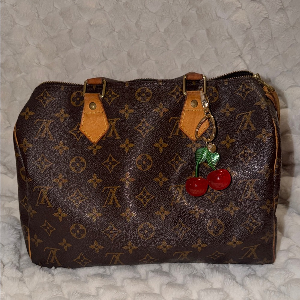 Authentic Louis Vuitton Monogram Speedy 30